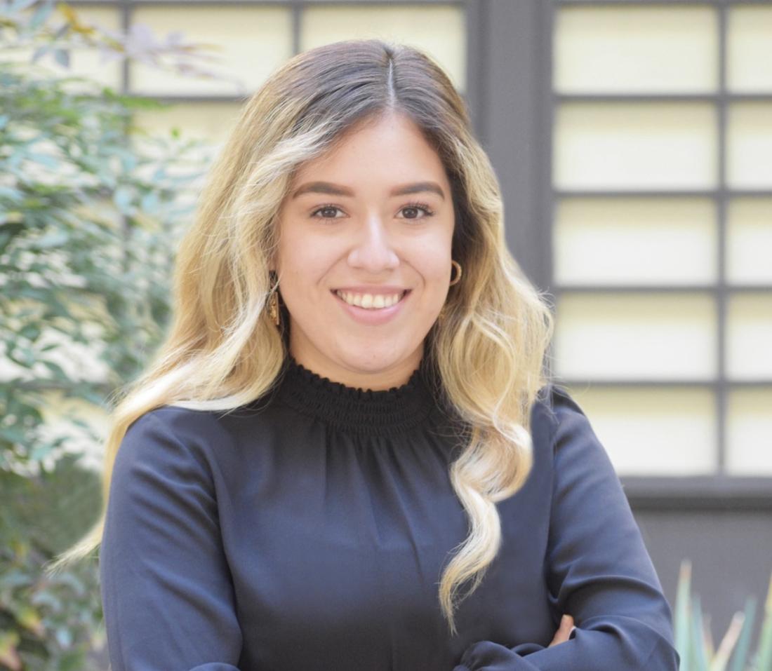 Estefania, CARECEN Paralegal headshot